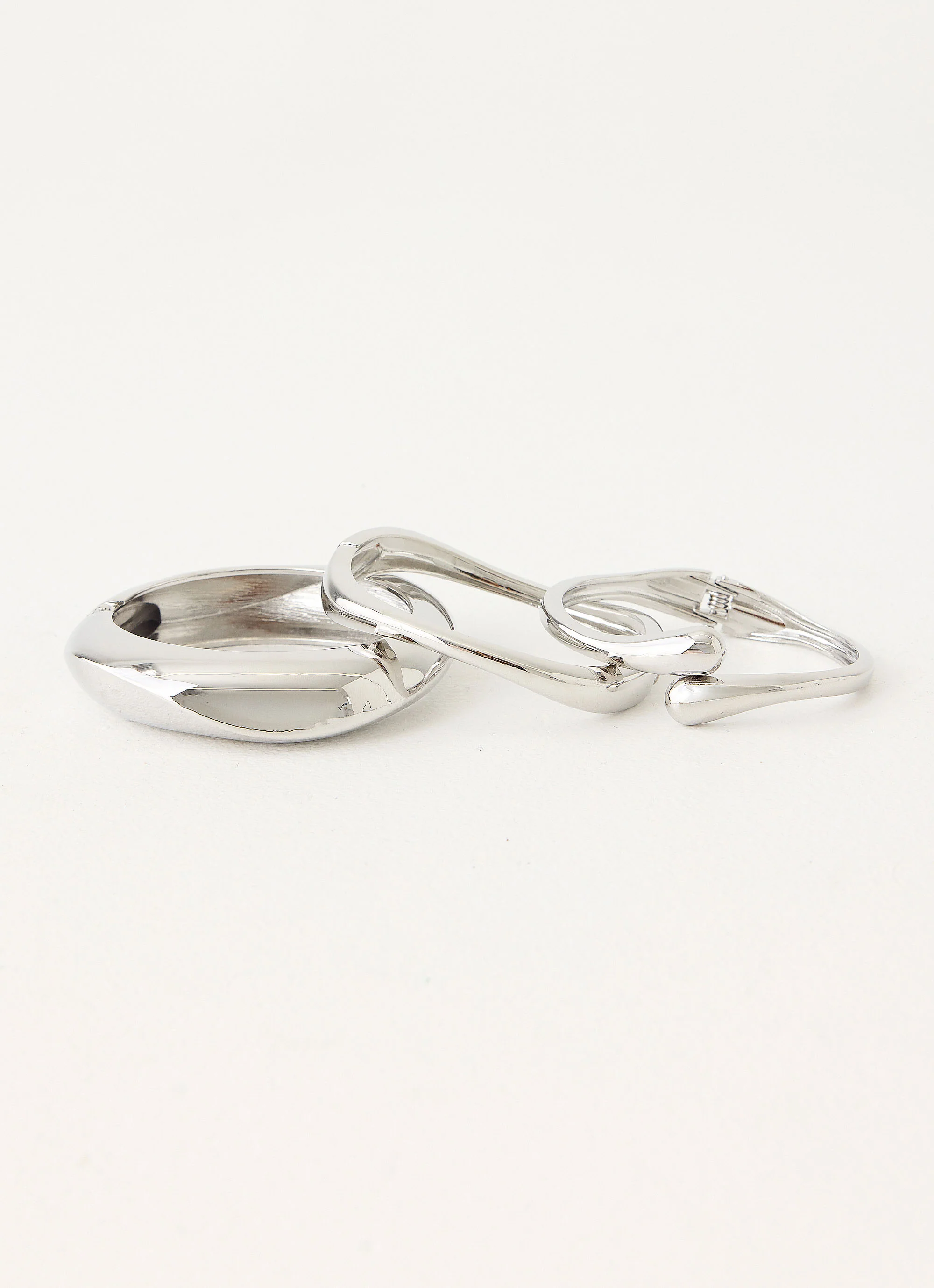 Soft Focus Bracelets - Silver